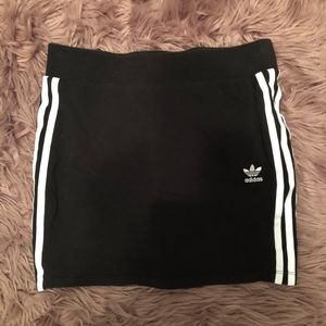 Adidas mini skirt